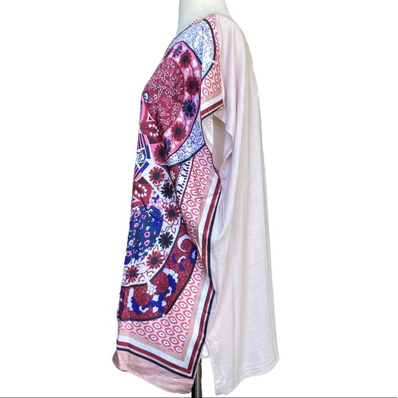 Paparazzi Abstract and Multicolored Print Cap Sleeve Knit Tunic. Size S - Picture 4 of 11